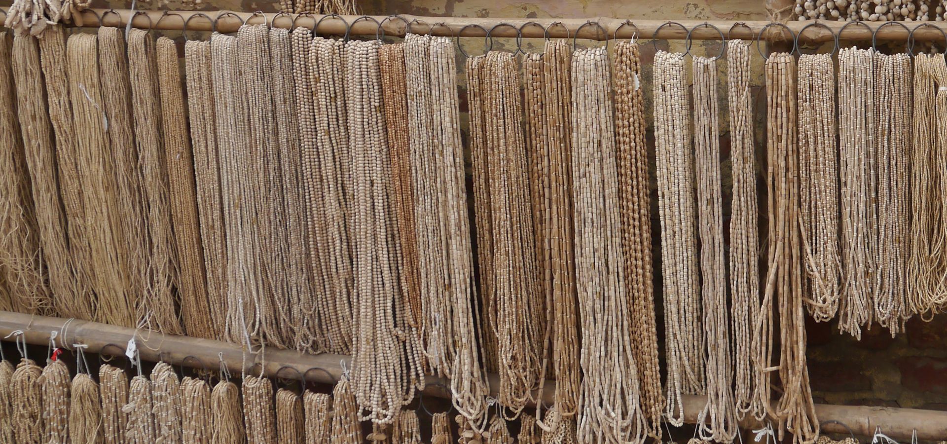 How to Identify Original Tulsi Mala (Avoid Fake Beads) – Bhakti Today