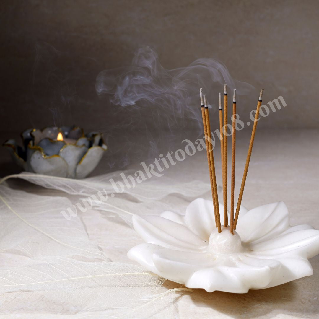 Pure Mogra Agarbatti – aromatic incense sticks made from natural mogra flowers, perfect for puja, meditation, and creating a soothing, fragrant atmosphere.