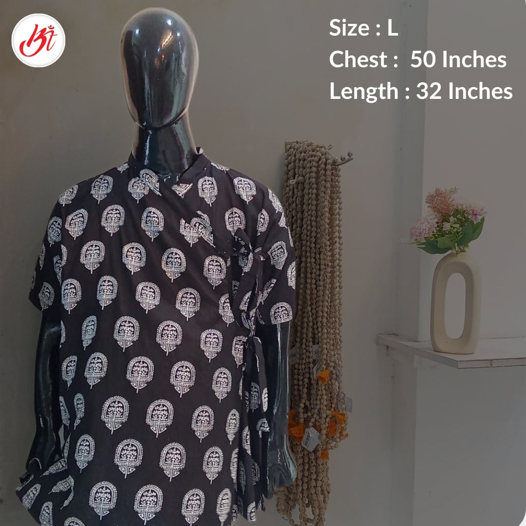 Black cotton Bagalbandi kurta with half sleeves and side-tie closure – traditional Indian men’s wear